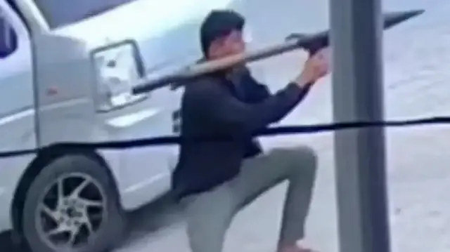 Filipinler’de belediye başkanına roketli saldırı: Dehşet anları kameraya böyle yansıdı