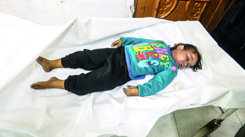 Gazze’de 18 çocuk soğuktan öldü