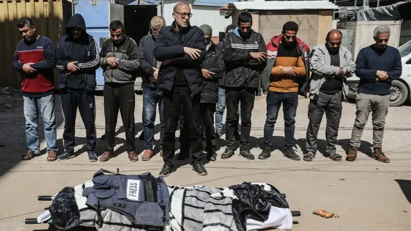 Gazze’de kan akıyor