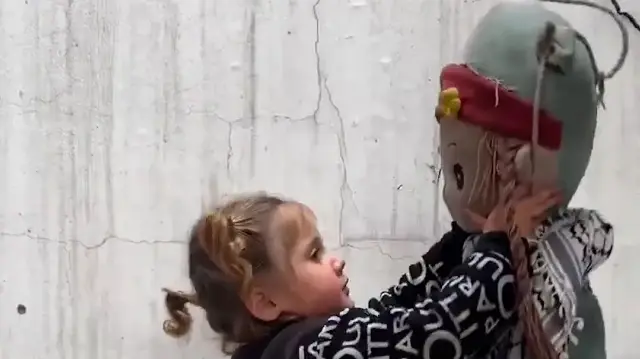 Gazzeli çocukların ortak feryadı: Babalarımızı asmayın