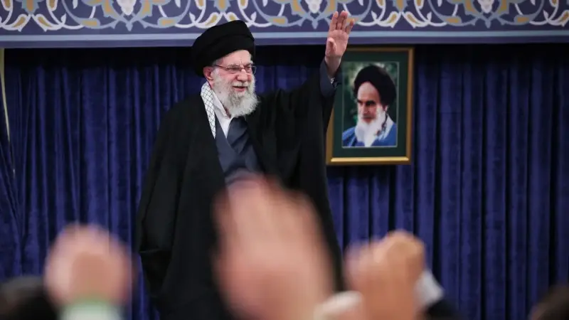 Hamaney öldürüldü: İran devlet televizyonu resmen duyurdu