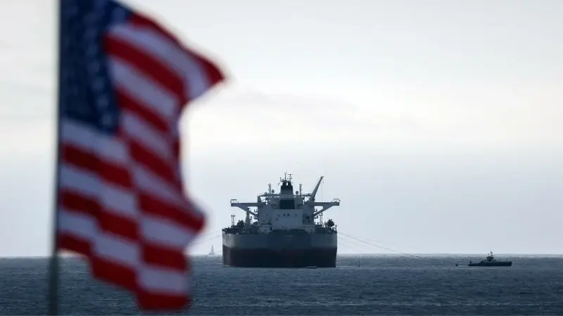 İran Devrim Muhafızları Ordusu: ABD’ye ait bir petrol tankeri Kuveyt yakınında vuruldu