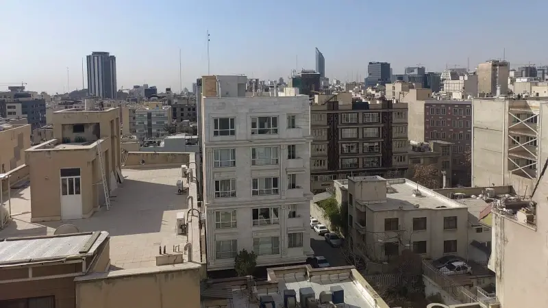 İran’da ABD ve İsrail’in saldırılarının ardından eğitime ara verildi