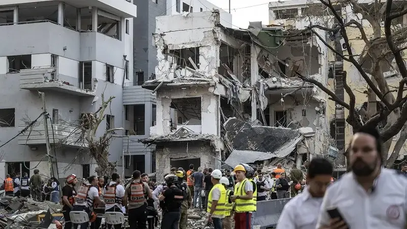 İran’ın İsrail’in güneyine düzenlediği misillemede Arad şehrinde en az 33 İsrailli yaralandı