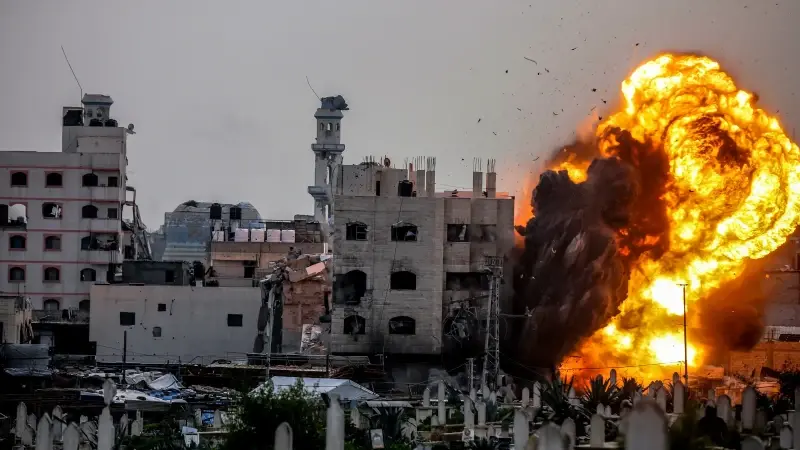 İsrail yüzlerce Gazzeliyi buharlaştırdı