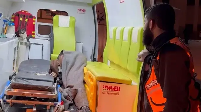 İsrail’in ateşkesi ihlal ederek Gazze’ye düzenlediği saldırıda 3’ü polis 6 Filistinli hayatını kaybetti