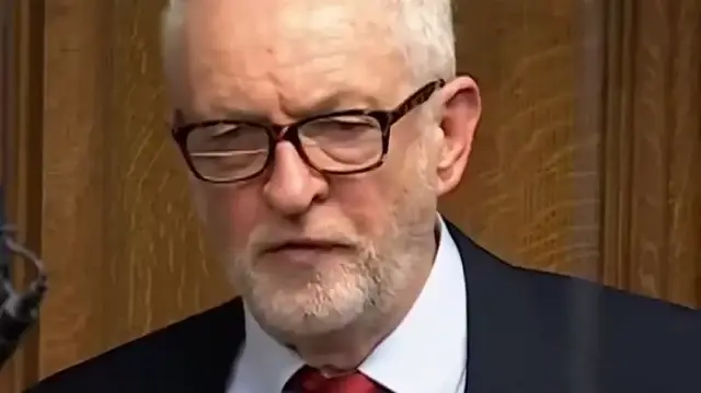 Jeremy Corbyn İngiliz hükümetinin Orta Doğu’daki ikiyüzlülüğüne sert çıktı: Biz de İspanya gibi ABD’ye ‘hayır’ diyemez miyiz?