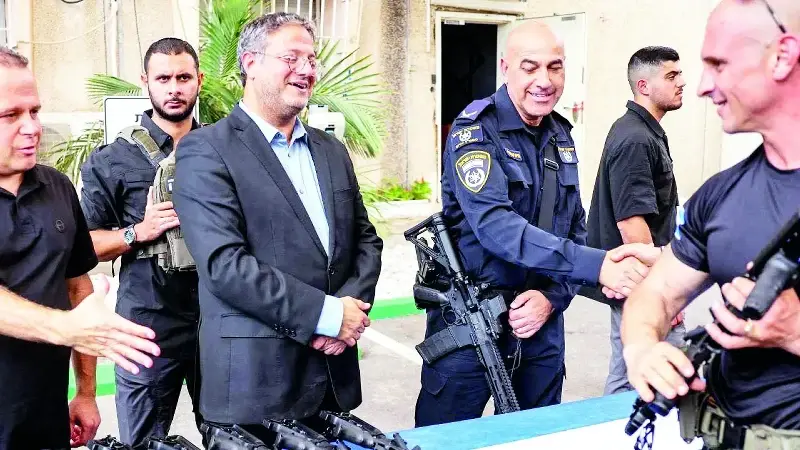 Kudüs’te istilacı Yahudiler silahlandırılıyor