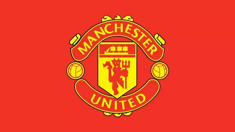 Manchester United’ın yeni hocası belli oldu: Efsane isim geri döndü