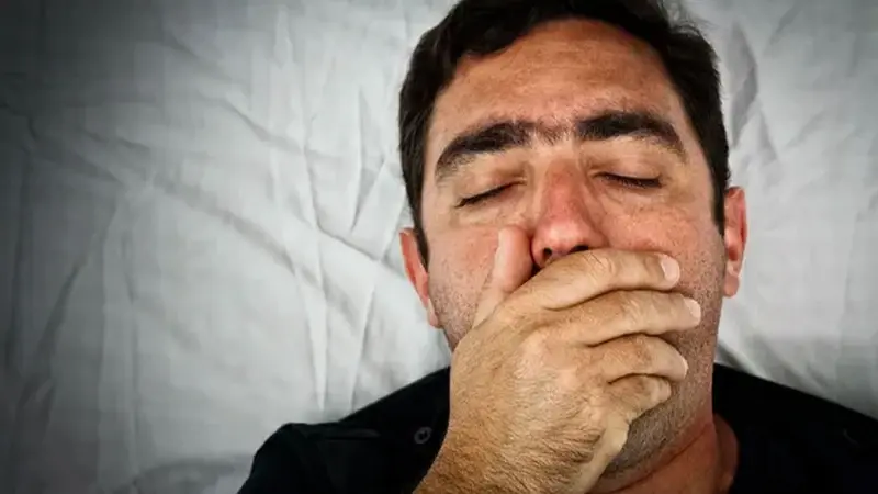 Mideden ağza gelen suyu yutmak orucu bozar mı? Orucu bozan ve bozmayan durumlar nelerdir?