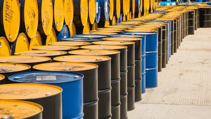 Uluslararası Enerji Ajansı’ndan artan petrol fiyatlarına önlem: 400 milyon varil piyasaya sürülecek