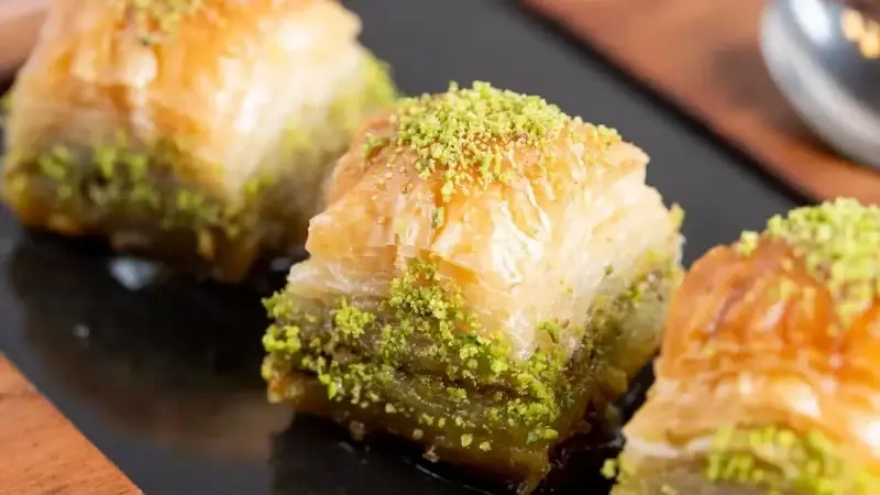 Uzmanlar uyarıyor: Bayramda tatlı tüketimine dikkat