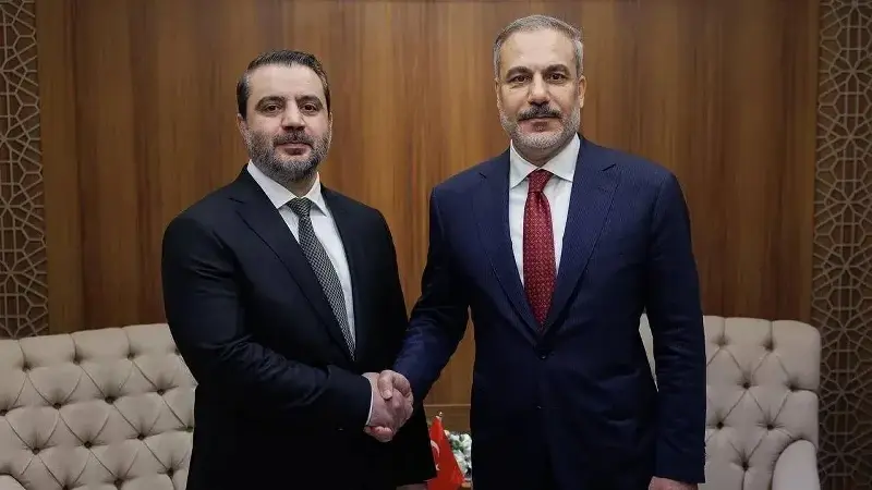 Bakan Fidan Suriyeli mevkidaşı Şeybani ile bölgede devam eden savaşı değerlendirdi