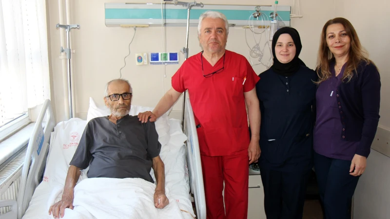 Dalağı normalden 40 kat daha büyüktü: Ameliyatla iyileşti