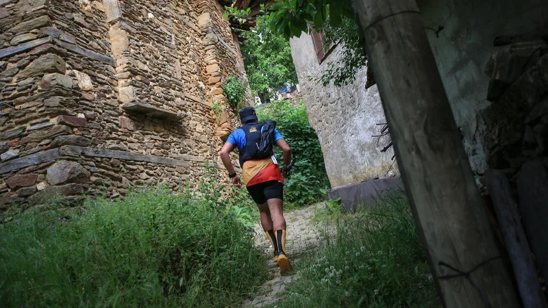 Ege’nin kalbinde nefes kesen yarış: Efeler Yolu Ultra Trail başlıyor