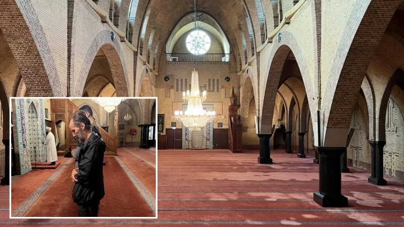 Hollanda’da bir camiye saldırı düzenlendi: Saldırganlar gizlice içeriye girmiş