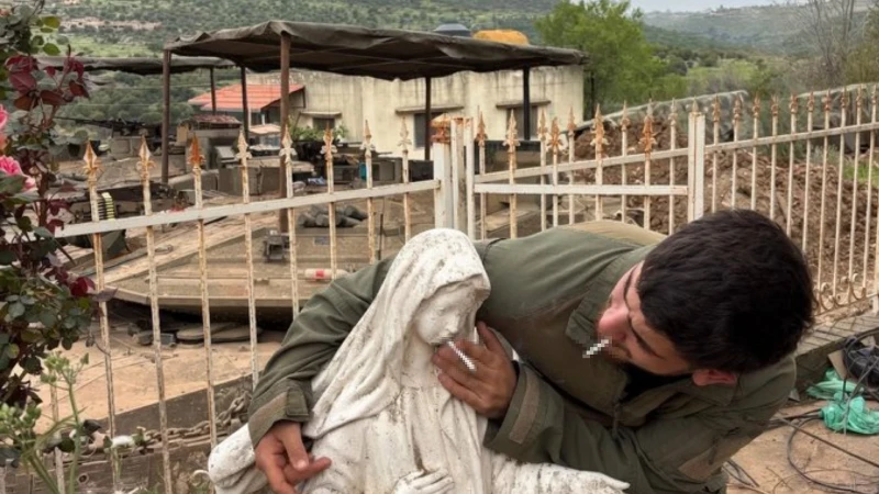 İsrail askerinden Lübnan’da Meryem Ana heykeline hakaret