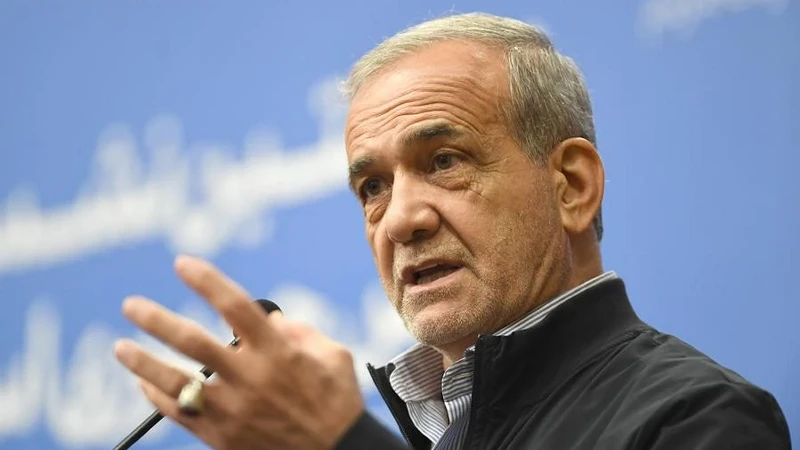 Pezeşkiyan: Basra Körfezi’ndeki güvensizliğin sorumluluğu ABD ve İsrail’e ait