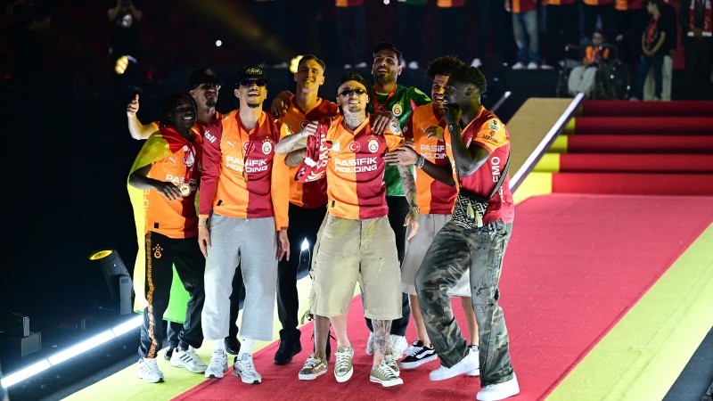 Yıldız futbolcu Galatasaray’a veda etti: Her şey için teşekkürler